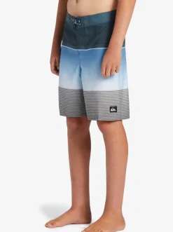 Quiksilver Boy'S 8-16 Everyday Slab 17 Boardshorts Midnight Navy Fashion