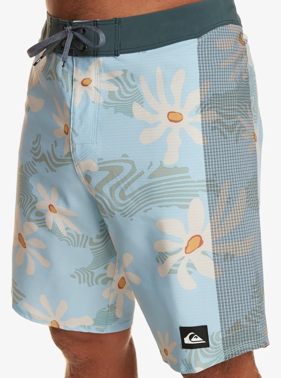 Quiksilver Highline Arch 19" Boardshorts Clear Sky Outlet
