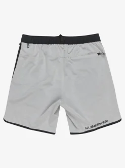 Quiksilver Omni Scallop 17" Amphibian Boardshorts Sleet Hot