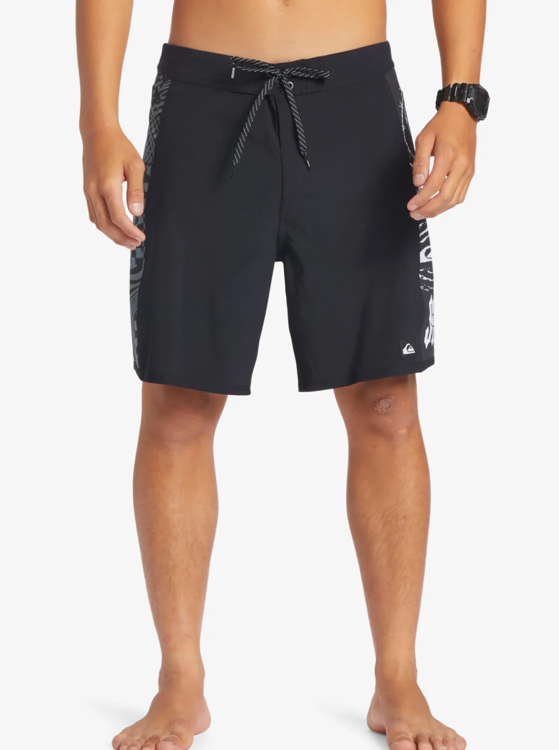 Quiksilver Surfsilk Arch 18" Boardshorts Black Flash Sale