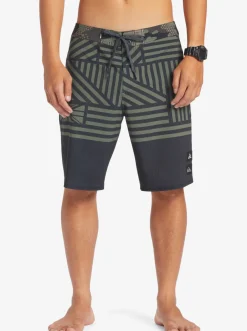 Quiksilver Surfsilk Hawaii Flag 20 20