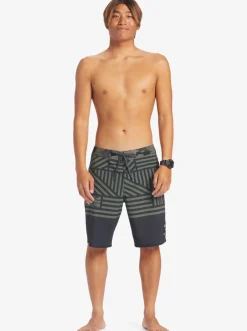 Quiksilver Surfsilk Hawaii Flag 20 20