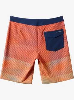 Quiksilver Surfsilk Massive 20" Boardshorts Grenadine New