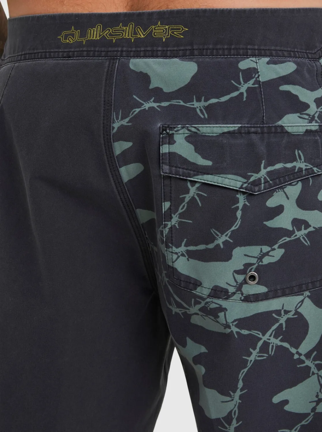 Quiksilver Surfsilk Mikey Arch 19" Boardshorts Black Best