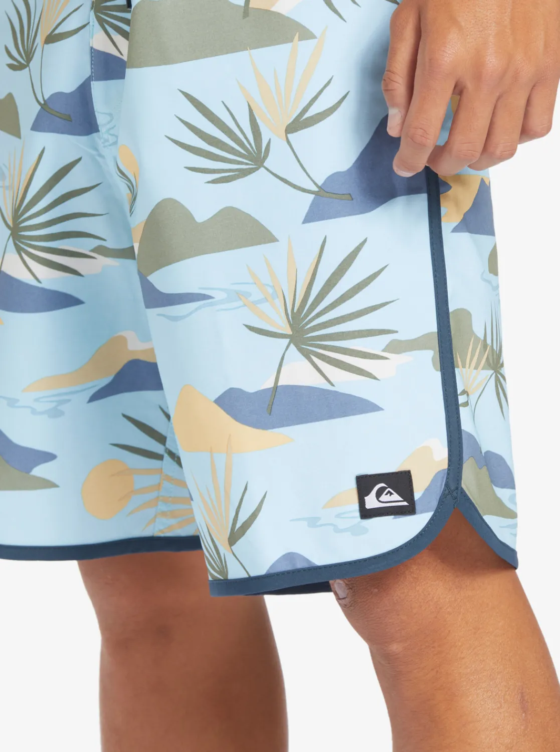 Quiksilver Surfsilk Scallop 19" Boardshorts Sky Blue Cheap