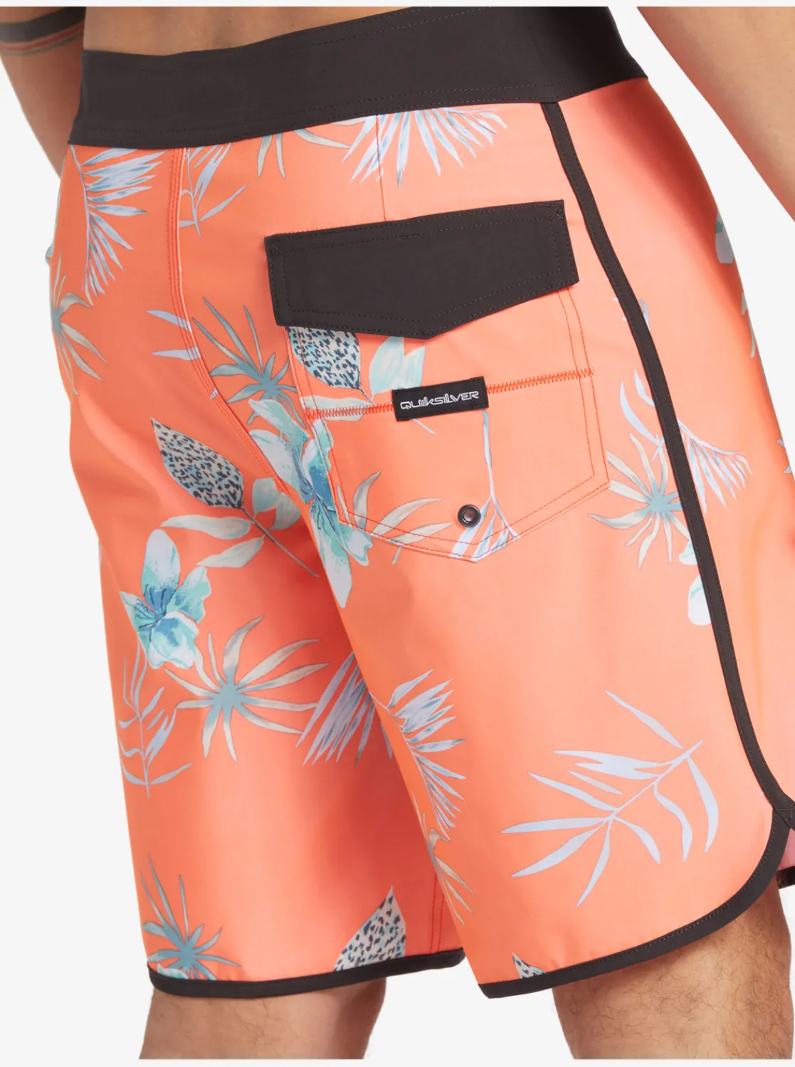 Quiksilver Surfsilk Scallop 19" Boardshorts Fiery Coral Fashion