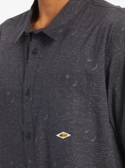 Quiksilver The Saturn Short Sleeve Shirt Tarmac Tribal Floral Flash Sale