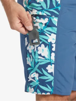 Quiksilver Waterman Cliffside Solid 19